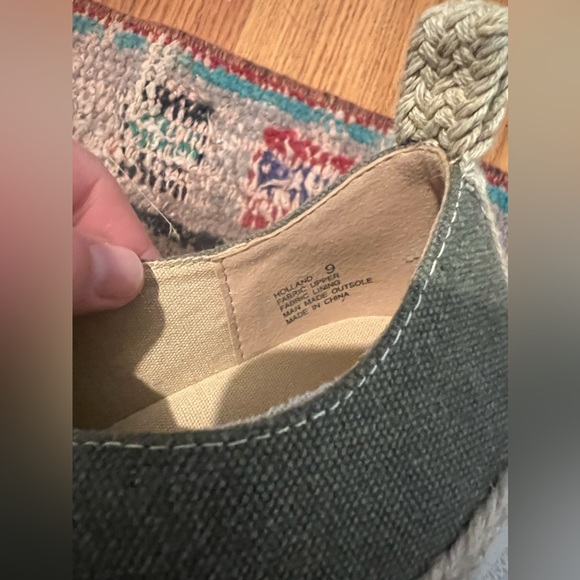 Yellow box Holland sneakers in olive - Picture 8 of 9